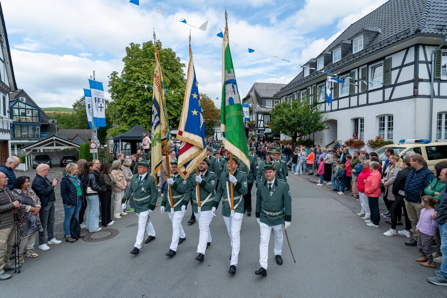 stadtschützenfest schmallenberg 2024 in bödefeld