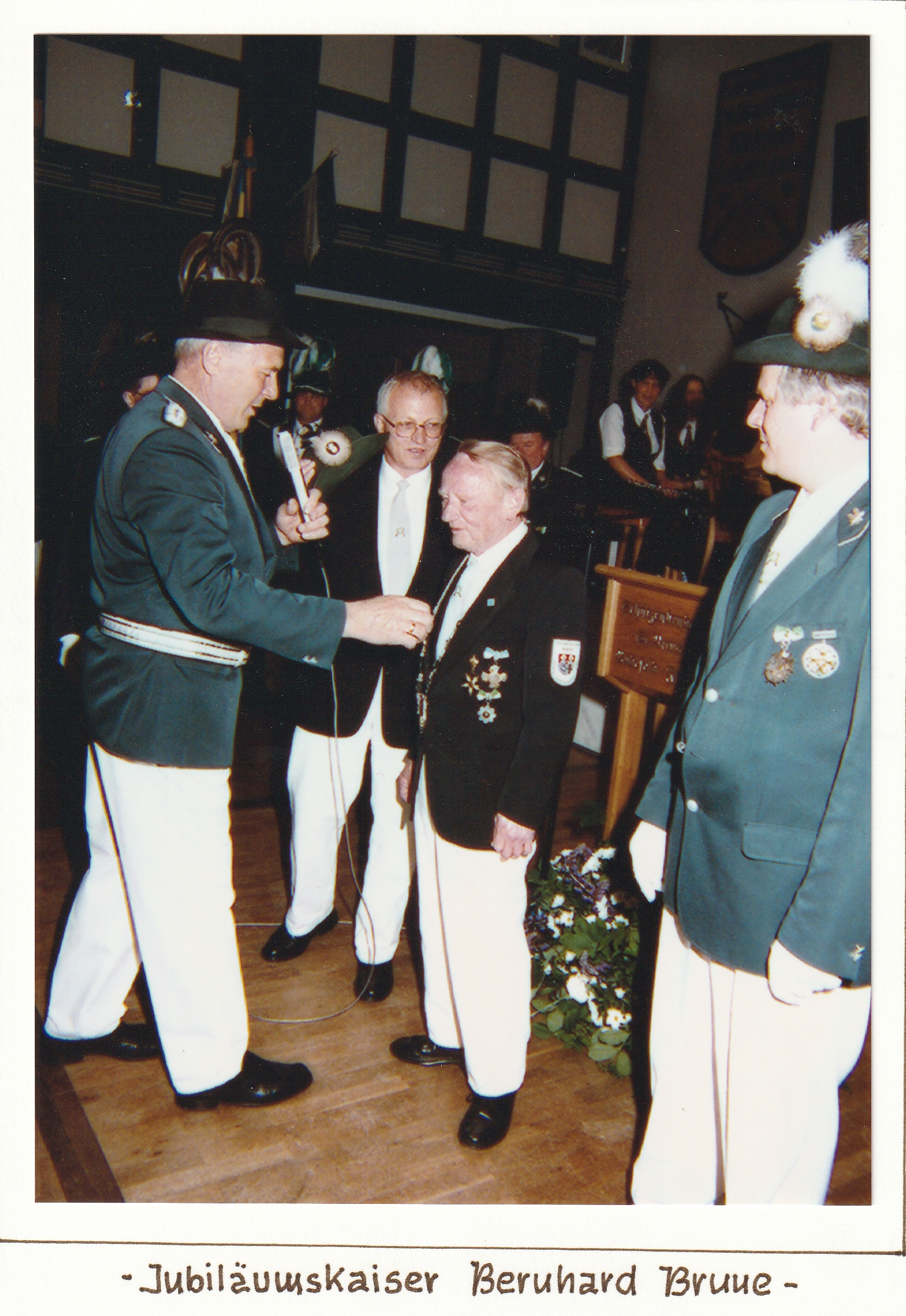 Majestäten 2000 Kaiser Bernhard Brune